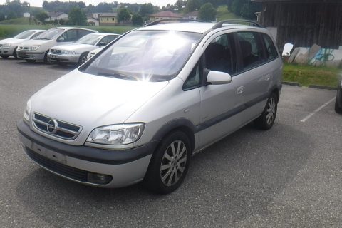 Opel Zafira Elegance 2,2 16V DTI