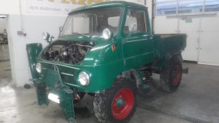 Mercedes-Benz Unimog Trp Unimog 30 Pullmann